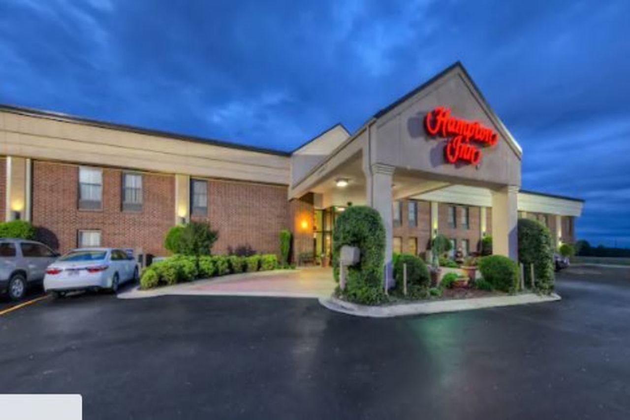 Hampton Inn By Hilton Clarksville Kültér fotó